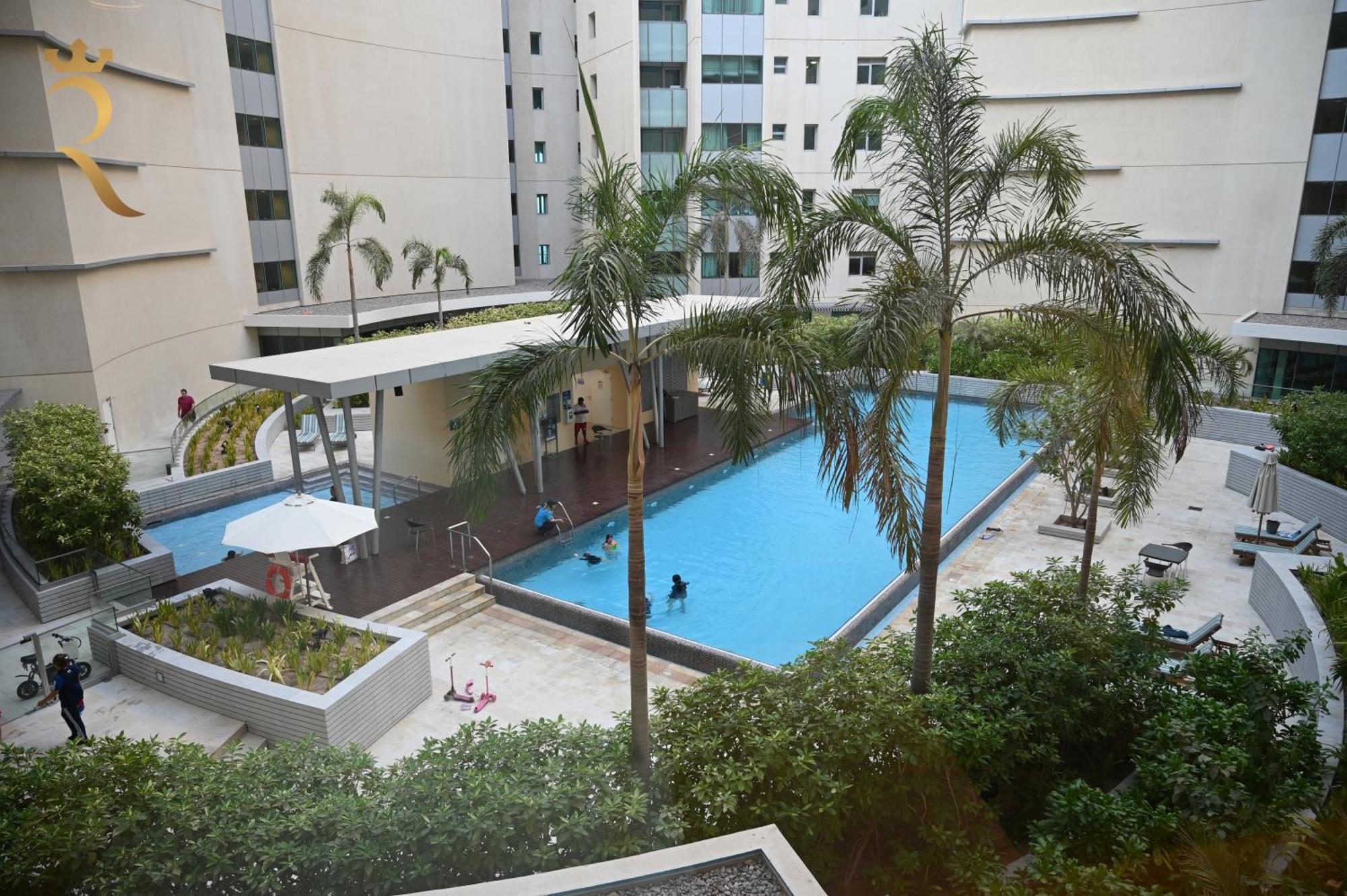 Your 2br Luna Retreat With Access In Al Rahba Apartment