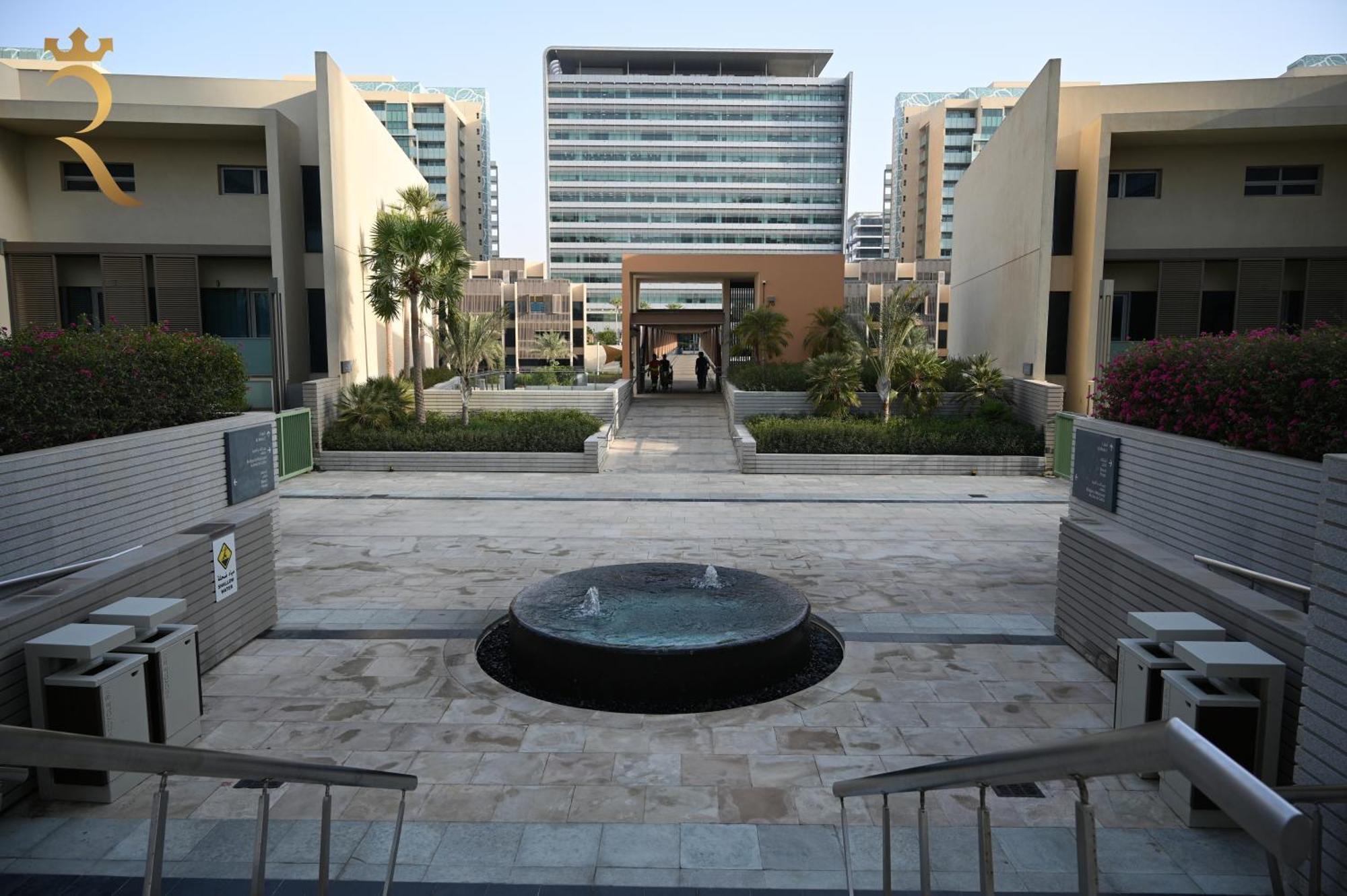 Your 2br Luna Retreat With Access In Al Rahba Apartment *
