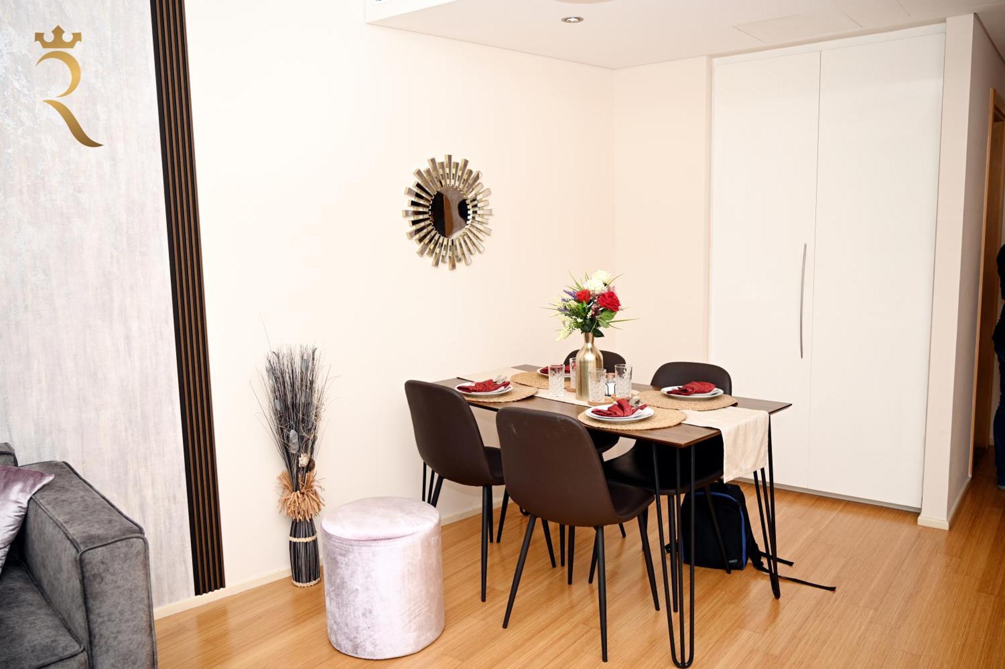Your 2br Luna Retreat With Access In Al Rahba *
